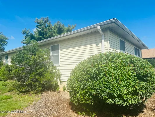 Property Slideshow image 3 of 39 | 53 sycamore rd, Manahawkin, NJ, 08050