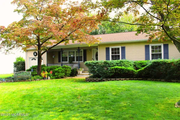 Property Slideshow image 3 of 31 | 1728 burrsville rd, Brick, NJ, 08724