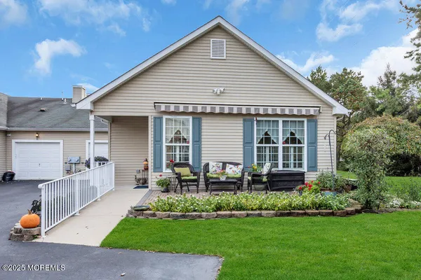 Property Slideshow image 3 of 27 | 55 winkle ct, Manchester, NJ, 08759