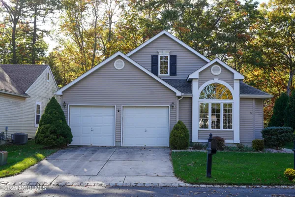 Property Slideshow image 2 of 47 | 9 abbot sq, Jackson, NJ, 08527