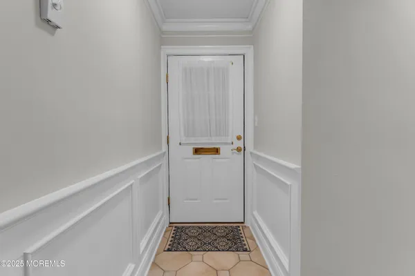 Property Slideshow image 3 of 23 | 33 auburn ct, Red Bank, NJ, 07701