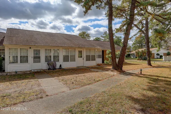 Property Slideshow image 2 of 33 | 22 edinburgh dr d, Manchester, NJ, 08757