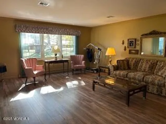 Property Slideshow image 3 of 28 | 455b portsmouth dr, Lakewood, NJ, 08701