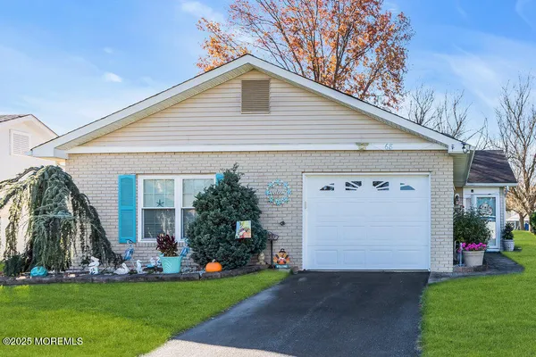 Property Slideshow image 3 of 32 | 68 mansfield dr, Brick, NJ, 08724