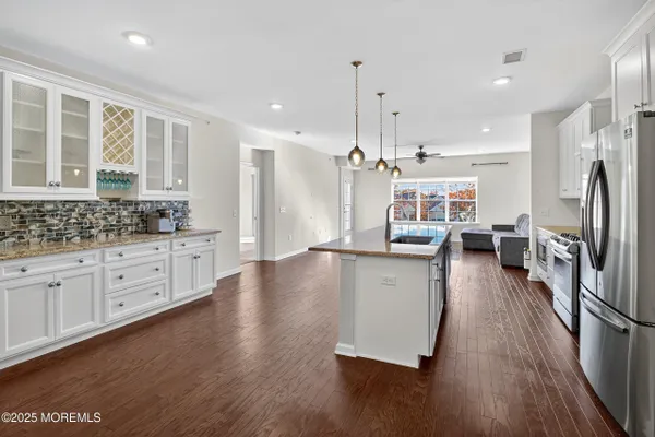 Property Slideshow image 2 of 36 | 67 grabowski dr # 321, Parlin, NJ, 08859