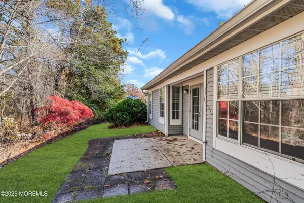 Property Slideshow image 3 of 38 | 1111b thornbury ln, Manchester, NJ, 08759