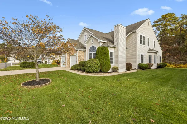 Property Slideshow image 2 of 29 | 5 longport ct, Waretown, NJ, 08758