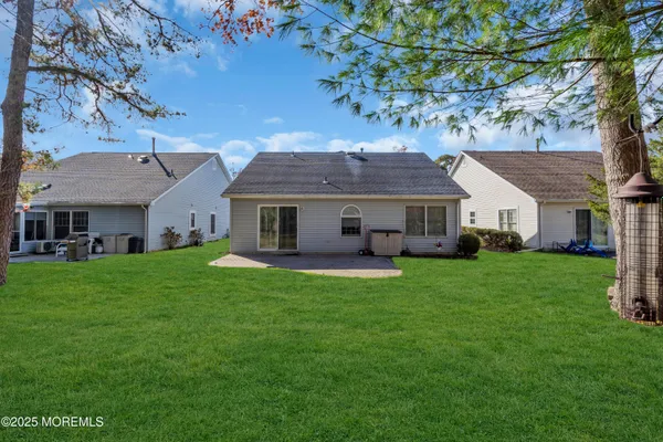 Property Slideshow image 2 of 24 | 1789 sweetbay dr, Toms River, NJ, 08755