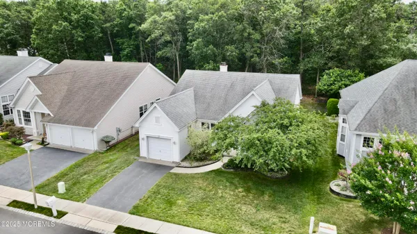 Property Slideshow image 2 of 50 | 18 valley stream pl, Barnegat, NJ, 08005