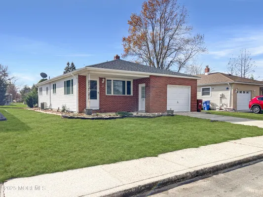 Property Slideshow image 2 of 50 | 17 christiansted st, Toms River, NJ, 08757