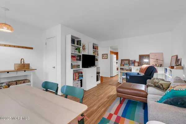 Property Slideshow image 2 of 25 | 53 farnworth close, Freehold, NJ, 07728