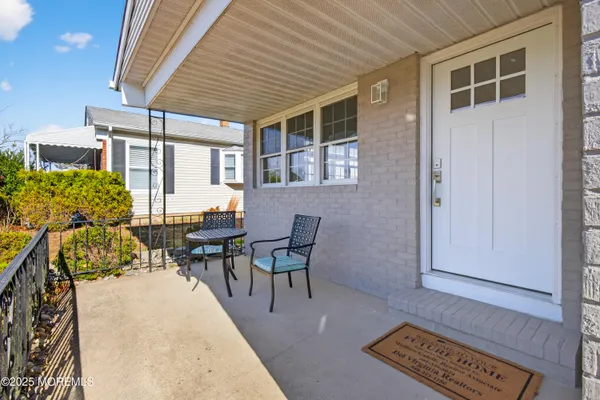 Property Slideshow image 3 of 24 | 12 burgess ct, Toms River, NJ, 08757