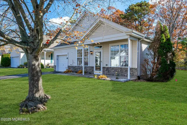 Property Slideshow image 3 of 40 | 87 robin ln, Barnegat, NJ, 08005