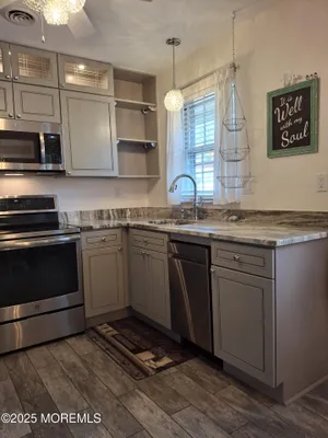 Property Slideshow image 2 of 32 | 18 cambridge ct c, Berkeley, NJ, 08757