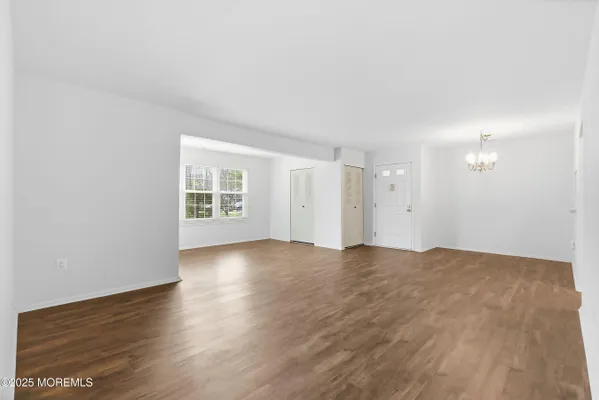 Property Slideshow image 3 of 29 | 7 boxwood ter # 250, Red Bank, NJ, 07701