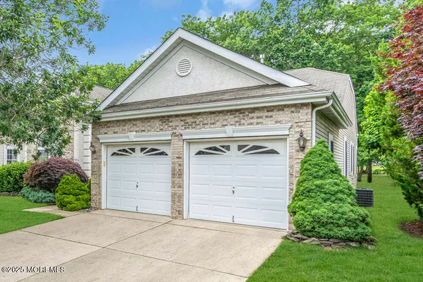 Property Slideshow image 3 of 45 | 33 pine valley rd, Jackson, NJ, 08527