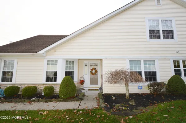 Property Slideshow image 3 of 68 | 3621 vicari ave, Toms River, NJ, 08755