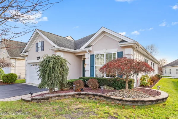 Property Slideshow image 3 of 40 | 43 marlow dr, Jackson, NJ, 08527