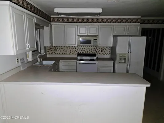 Property Slideshow image 3 of 33 | 135 biabou dr, Toms River, NJ, 08757