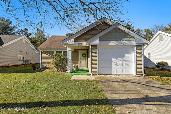 Property Slideshow image 3 of 29 | 2246 agincourt rd, Toms River, NJ, 08755