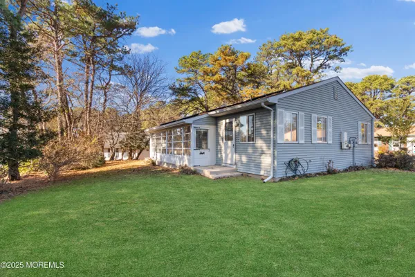 Property Slideshow image 2 of 20 | 19 dartmouth st, Whiting, NJ, 08759