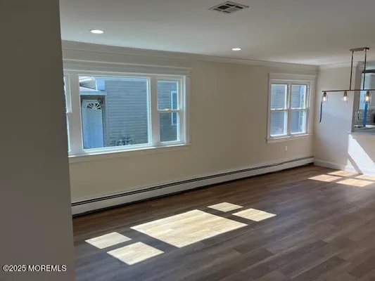 Property Slideshow image 3 of 15 | 208 bonaire dr, Toms River, NJ, 08757