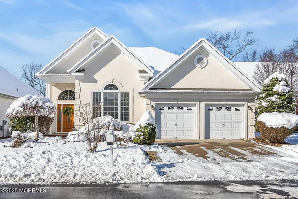 Property Slideshow image 2 of 43 | 22 bay hill rd, Jackson, NJ, 08527