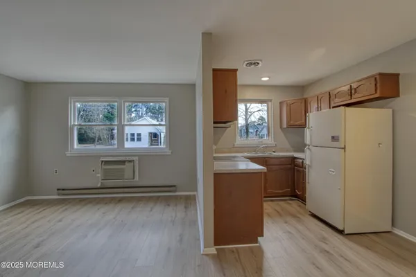 Property Slideshow image 3 of 14 | 146 hudson pkwy b, Whiting, NJ, 08759