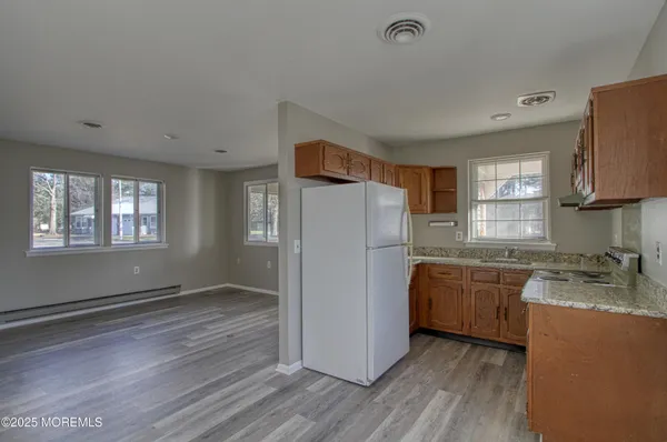 Property Slideshow image 3 of 19 | 11 mohican ln b, Whiting, NJ, 08759