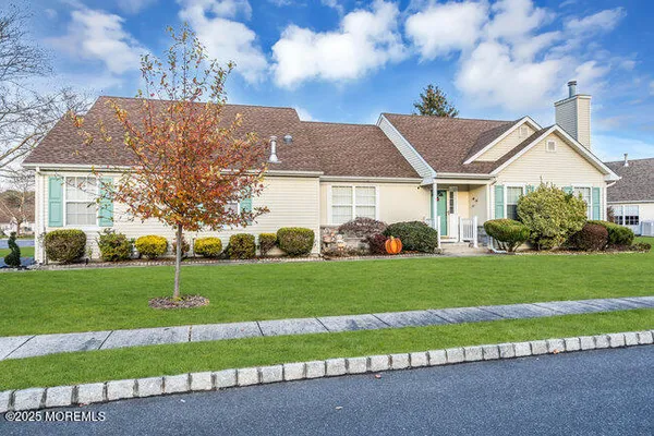 Property Slideshow image 3 of 46 | 2453 crisfield st, Toms River, NJ, 08755