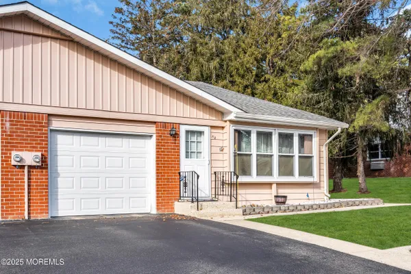 Property Slideshow image 2 of 17 | 11b moccasin dr, Whiting, NJ, 08759