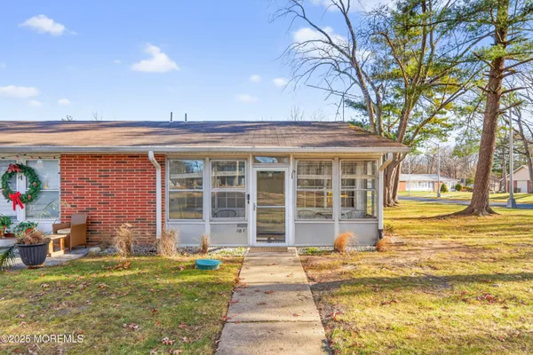 Property Slideshow image 3 of 29 | 110f edinburgh ln, Lakewood, NJ, 08701