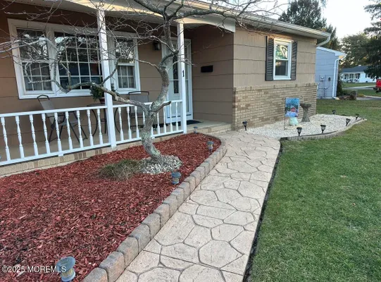 Property Slideshow image 2 of 33 | 1 cambridge ct, Toms River, NJ, 08757