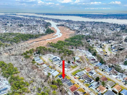 Property Slideshow image 3 of 41 | 16 deer run ln, Brick, NJ, 08724