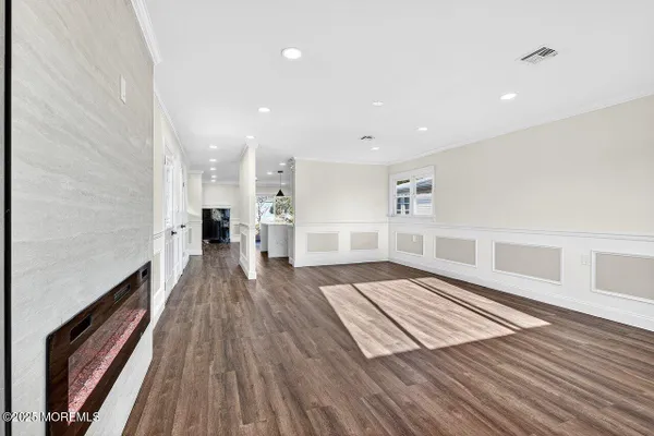 Property Slideshow image 3 of 38 | 20 marathon st, Toms River, NJ, 08757