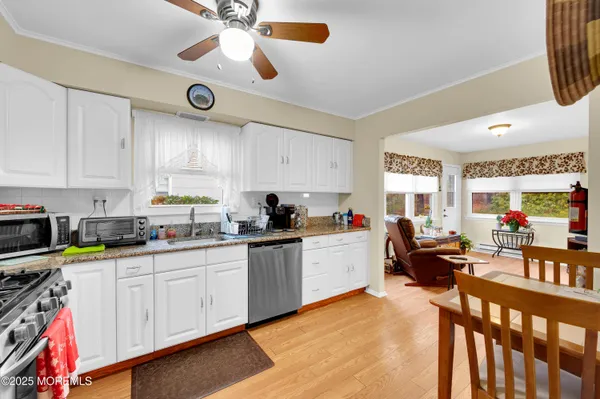 Property Slideshow image 2 of 28 | 96 baser ln, Brick, NJ, 08724