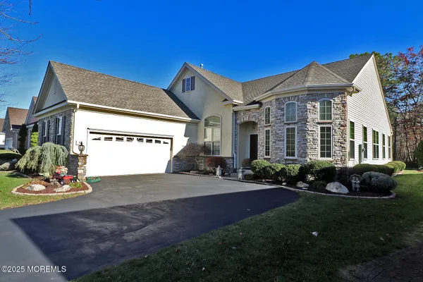 Property Slideshow image 3 of 49 | 28 portland st, Barnegat, NJ, 08005