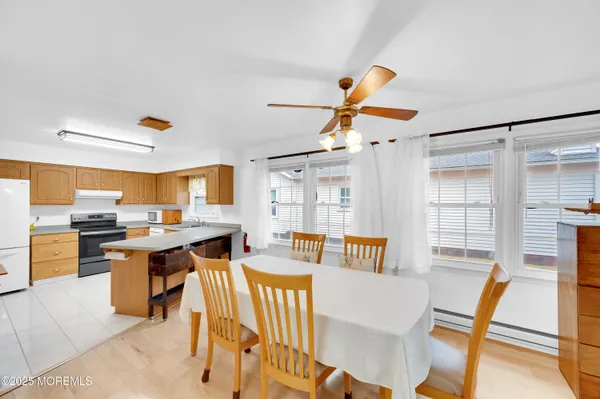 Property Slideshow image 3 of 29 | 170 everest dr, Brick, NJ, 08724