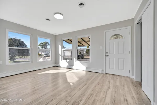 Property Slideshow image 2 of 33 | 8 newcastle ct, Toms River, NJ, 08757