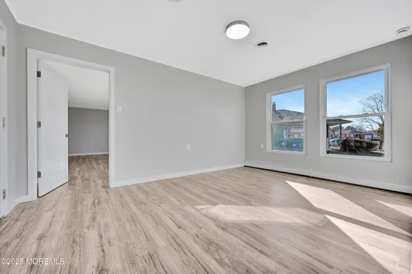 Property Slideshow image 3 of 33 | 8 newcastle ct, Toms River, NJ, 08757