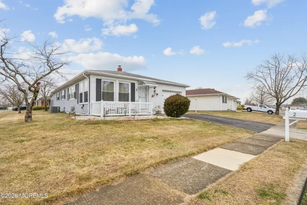 Property Slideshow image 2 of 24 | 2 hyannis st, Toms River, NJ, 08757