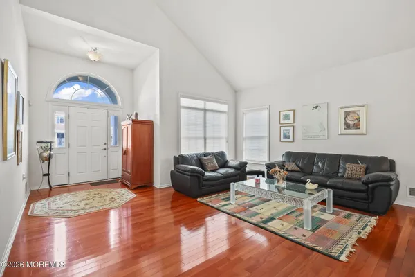 Property Slideshow image 3 of 39 | 7 salter ct, Manalapan, NJ, 07726