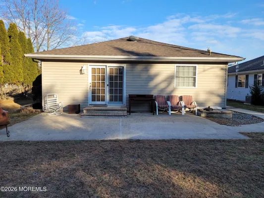 Property Slideshow image 2 of 21 | 7 le lamentin dr, Toms River, NJ, 08757