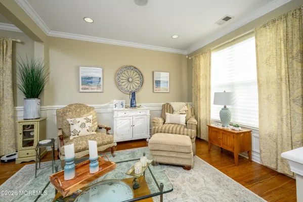 Property Slideshow image 3 of 32 | 25 heath ln, Jackson, NJ, 08527