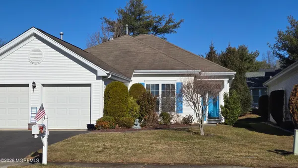 Property Slideshow image 2 of 51 | 33 greenways ln, Lakewood, NJ, 08701