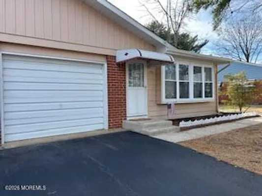 Property Slideshow image 3 of 28 | 10b lexington dr, Whiting, NJ, 08759