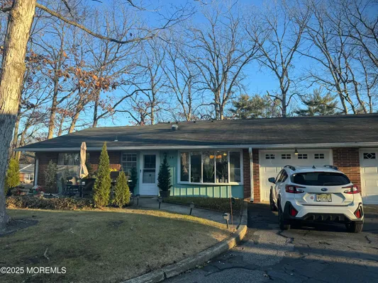 Property Slideshow image 2 of 42 | 5b buckingham dr, Lakewood, NJ, 08701