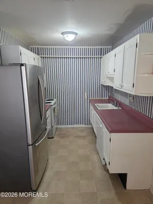 Property Slideshow image 3 of 11 | 316 coventry ct e, Lakewood, NJ, 08701