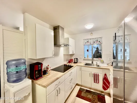 Property Slideshow image 2 of 24 | 13 lexington dr b, Whiting, NJ, 08759