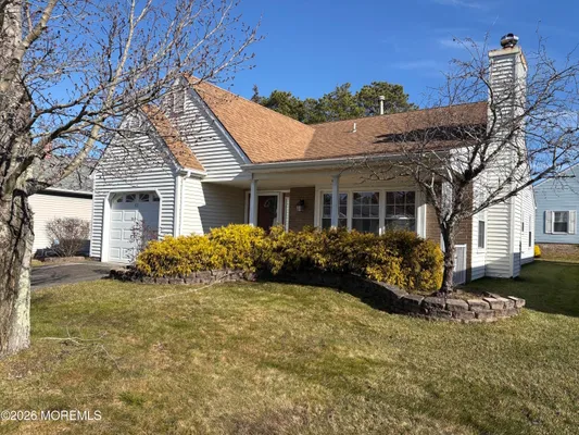 Property Slideshow image 2 of 23 | 82 trent dr, Toms River, NJ, 08757